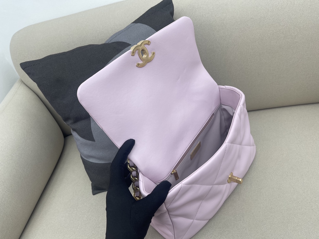 Lambskin 19 Large Handbag Flap Bag AS1161 Light Purple